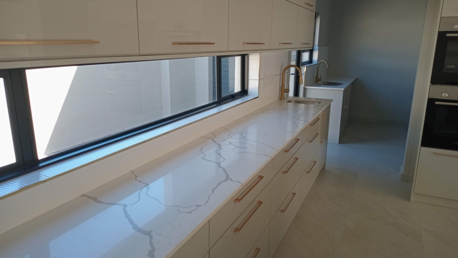 4 Bedroom Property for Sale in Sandown Western Cape